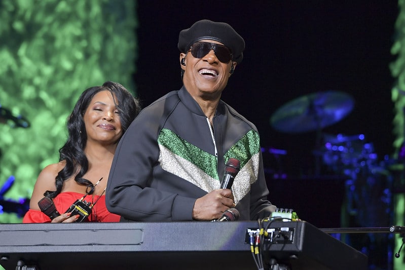 Kimberly Brewer performs during Stevie Wonders 24th House Full Of Toys Benefit Concert / Photo: Lester Cohen for Wonder Productions Inc.