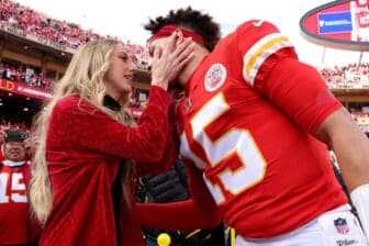 Chiefs QB Patrick Mahomes weds Brittany Matthews in Hawaii