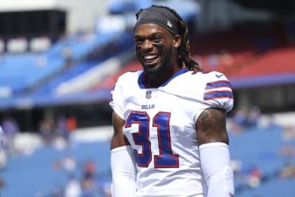 Bills’ Hamlin attends 1st game since collapse, waves to fans