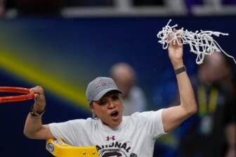 South Carolina coach Dawn Staley earns Billie Jean King Leadership Award