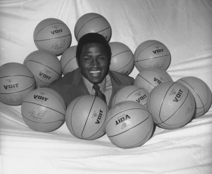 Willis Reed’s inspirational moment was bigger than basketball