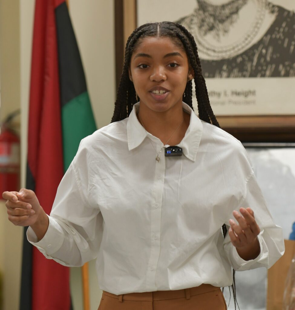 Oratorical Contestant 2023 Rahbyn Lampkin takes 1st place . Photo: Ian Foxx Courtesy of OASC &amp; SGRho LA