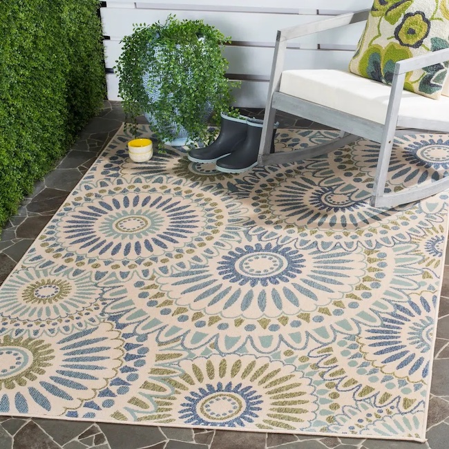 SAFAVIEH-Veranda-Sissy-Indoor–Outdoor-Patio-Backyard-Rug copy