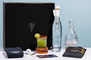 Tequila Avión Caddie's Caddy Kit