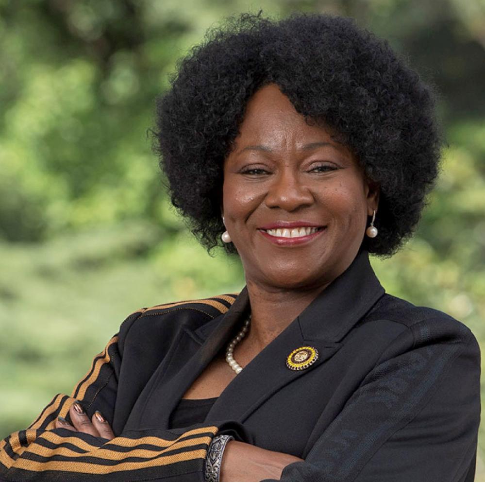 Assemblymember Tina McKinnor ( D-Los Angeles)