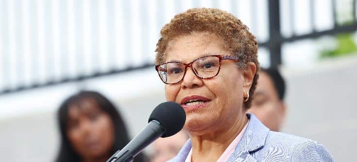 Karen Bass (Getty)