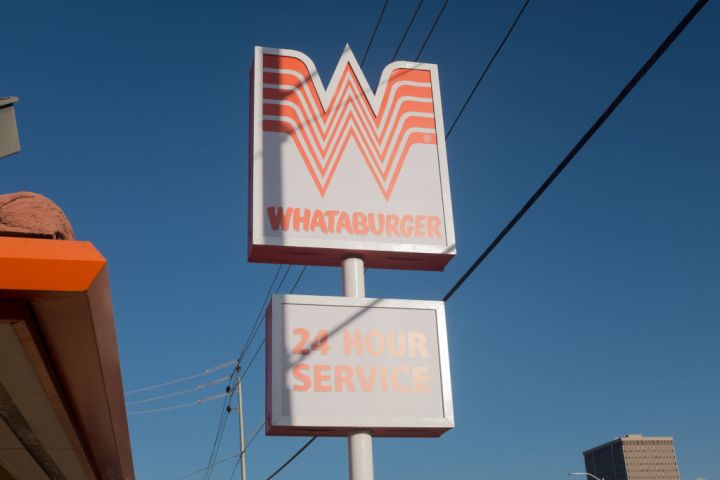 Whataburger - 833 Locations