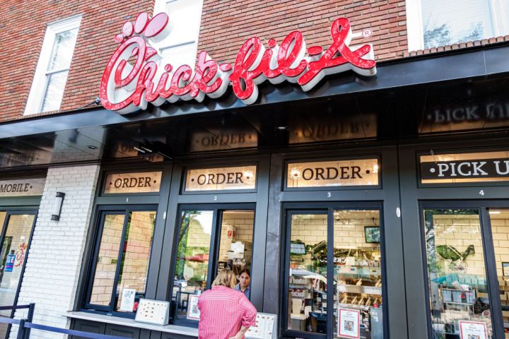 Chick-fil-A - 2,613 Locations