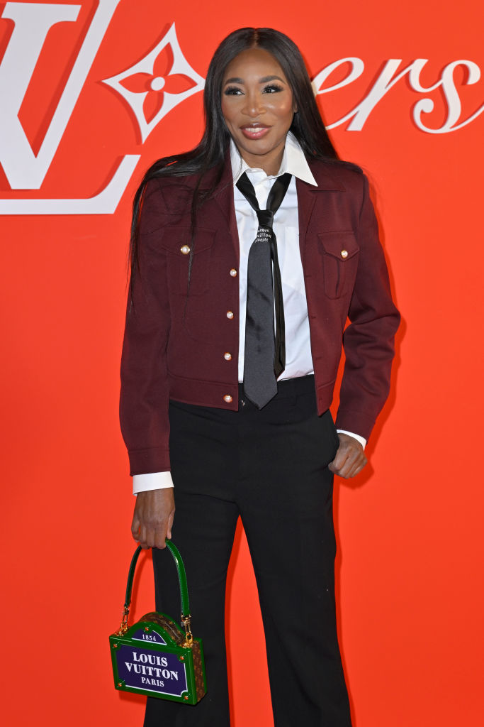 Louis Vuitton : Photocall - Paris Fashion Week - Menswear Fall/Winter 2024-2025