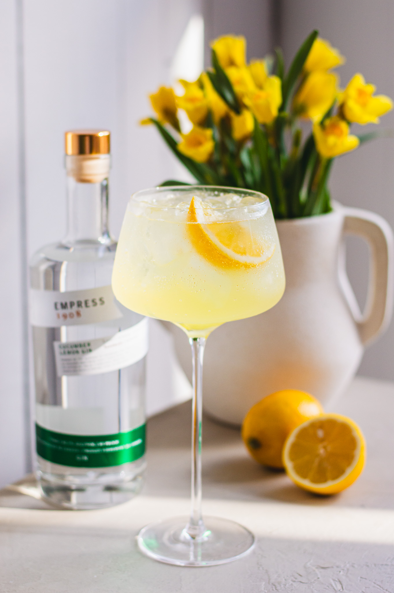 Empress 1908 Lemon Spritz