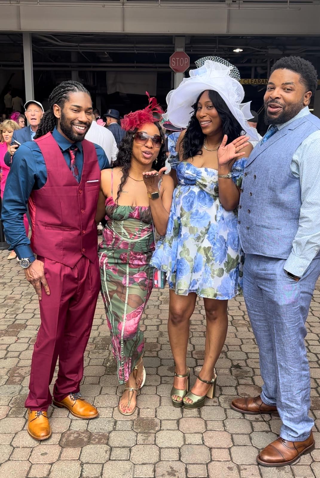 Shante P. (second r) and friends at the 150th Kentucky Derby. Image: EBONY.