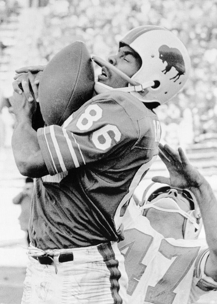 Marlin Briscoe Catching A Strong Pass